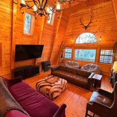 Show Low A-Frame Retreat - Sleeps 12, 3 bedrooms, 3 baths, Fenced yard, RV parking, Pet Friendly