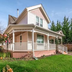 The Pink House - Pets OK Victorian Near 3rd Street