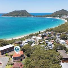 Ocean Breeze - Metres to Shoal Bay Beach