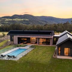 Chris' II, Designer Masterpiece in Kangaroo Valley