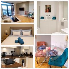 Modern 1BR - Leeds City Centre - Balcony Views