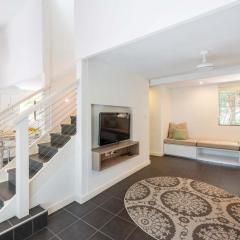 Bayshore Bungalow 11 - Oceanstays