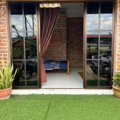 Private pool, 24pax, BBQ, Teratak Abah Rantau Panjang Kelantan