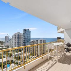 Luxury 3BR Gold Coast Stay Ocean and City Views
