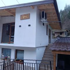 Къща за гости НА СЕЛО