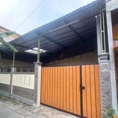 OYO 95058 Agago Homestay Syariah