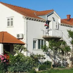 Lovely Apartment In Mali Ston With Wifi