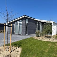 Waterresort Oosterschelde house no.12