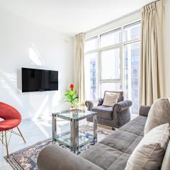 Perfect Home for Families & Groups - Heart of Al Reem - 5-10 min from ADGM, Galleria, Cleveland - 5 min walk from Reem Central Park and Beach