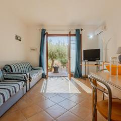 GuestHost - Lovely Villa with Garden