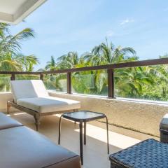 Exquisite Acapulco Retreat in La Isla Residence