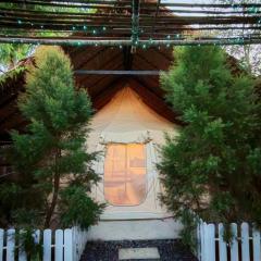 Bambus Restaurant, Bar & Glamping