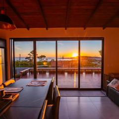 Experiência Romântica com Jacuzzi Privativa, a Melhor Vista do Mar e do Porto