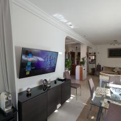 Appartement à 5 min de la plage, piscine et parking privé