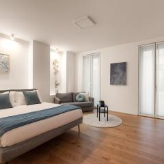 The Golden Studio by Aura Luxury Collection