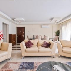 Bright 3-BR Apartment Stone Residence, New Cairo