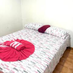 Quarto privado no centro 305