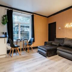Modern Central Cardiff Flat Sleeps 6
