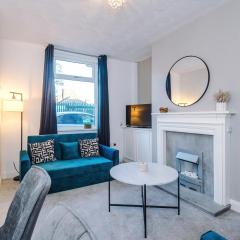 Presented by LTJ PrimeKey Properties - NEW! 4 Bed plus Sofa Bed, Perfect for Contractors