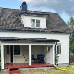 2 Bedroom Nice Home In Virserum