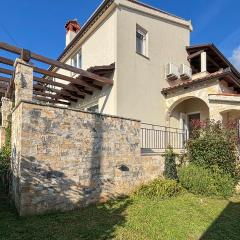 Beautiful Home In Liznjan