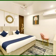 HOTEL - P & D - PALACE Near Kashi Vishwanath Temple - Fully Air Conditioning With Free Wi-Fi Facilities - BEST HOTEL IN VARANASI