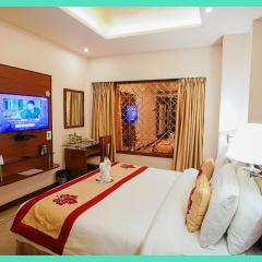 Hotel S - City Premium Near Mahakaleshwar jyotilinga Temple# Railway station ,Fully Air conditioned Rooms And Spacious, with Wifi And Parking, , BEST HOTEL IN UJJAIN