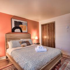 Lovely & Spacious 2BR in MTL! Free 2 Parking Spots