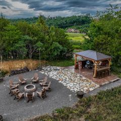 "Good Ole Rocky Top" Unique Tennessee Treehouse Near Pigeon Forge - Private 20ft Slide
