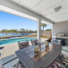 Lakeside Dream l 4 Bedroom l 2 Bath l Private Home