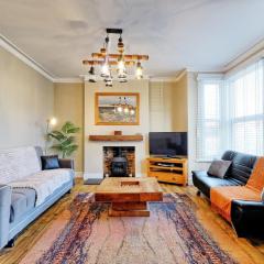 Cosy 2 Bedroom Flat Near Westcliff On Sea Beach & Hamlet Court Road