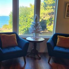 #StayinMyDistrict Cape Arago Studio Suite