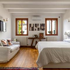 Borgo Cavour Santi40