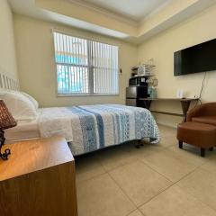 New Studio 1mi to Beach with Queen Bed & TV