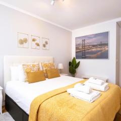 Lisbon Relax Pool Apartment - Free Parking Garage