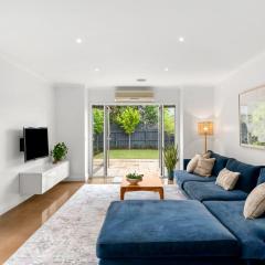 Mia's Place Modern Pet friendly Geelong West stay