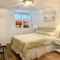 MARY's HOUSE 2-BED -YVR UBC DOWNTOWN