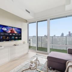 Cozy 1BR Suite Steps to Subway City Views