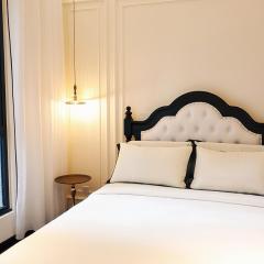 Paxtonz French Vintage Studio Empire City Near One Utama