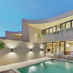 Villa Amira 3BR Minimalist Chic Villa in Padonan