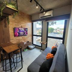 TRA407 Sofisticado apto novo em excelente localização