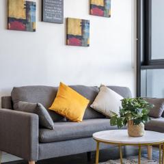 Galleria on the Glen - High floor deluxe apartment