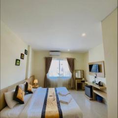 Downtown VangVieng Hotel