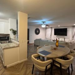 Modern San Antonio Haven Near Downtown