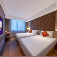 Manxin Mansion, a courtyard house in Wangfujing, Tiananmen Square, Beijing