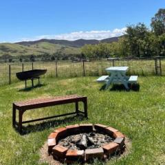 Cottage on Yass River Farm - Pet & Horse Friendly - Ideal Road-Trip Stopover