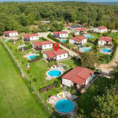 Awesome Home In Tinjan