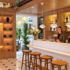 ホテル メルキュール ラ ソルボンヌ サンジェルマン デ プレ（Hotel Mercure La Sorbonne Saint-Germain-des-Prés）