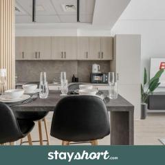 StayShort - Peaceful Studio Apartment at Frankfurt Tower in Sports City