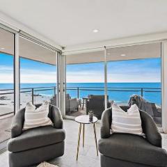 Luxury Three-Bedroom Oceanfront Residence With Panoramic Coastal Views